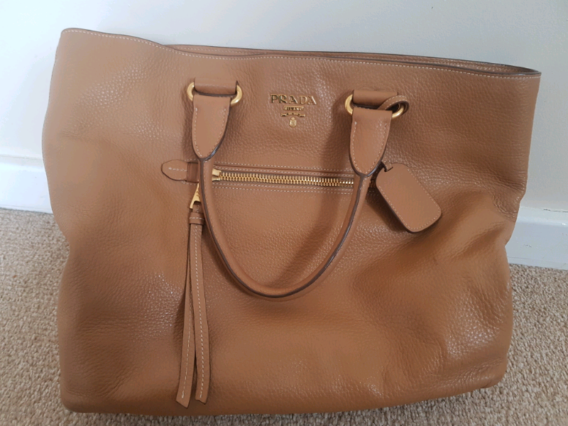 gumtree prada bag
